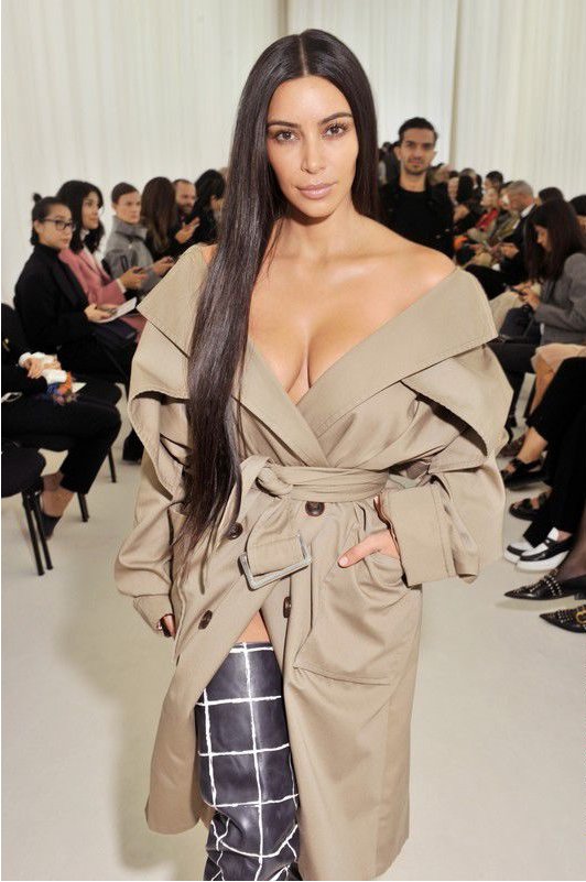 Gwiazdy na Paris Fashion Week wiosna-lato 2017