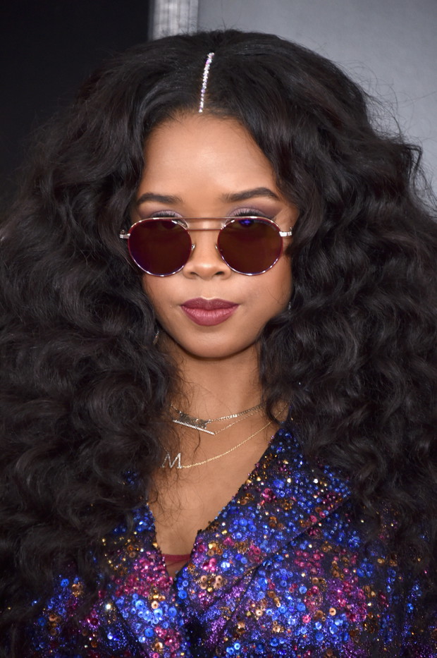 H.E.R. na Grammy 2019
