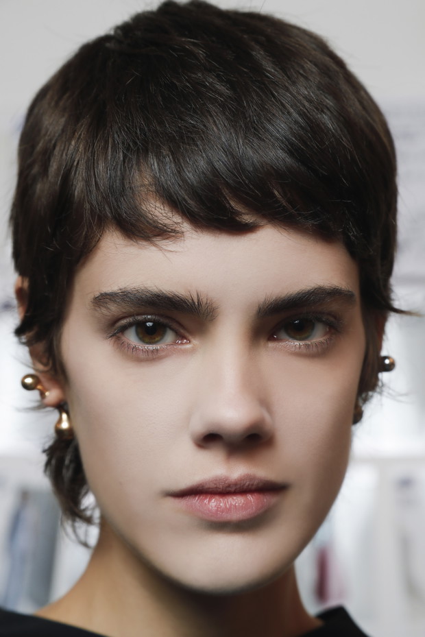Modna fryzura trendy wiosna-lato 2019