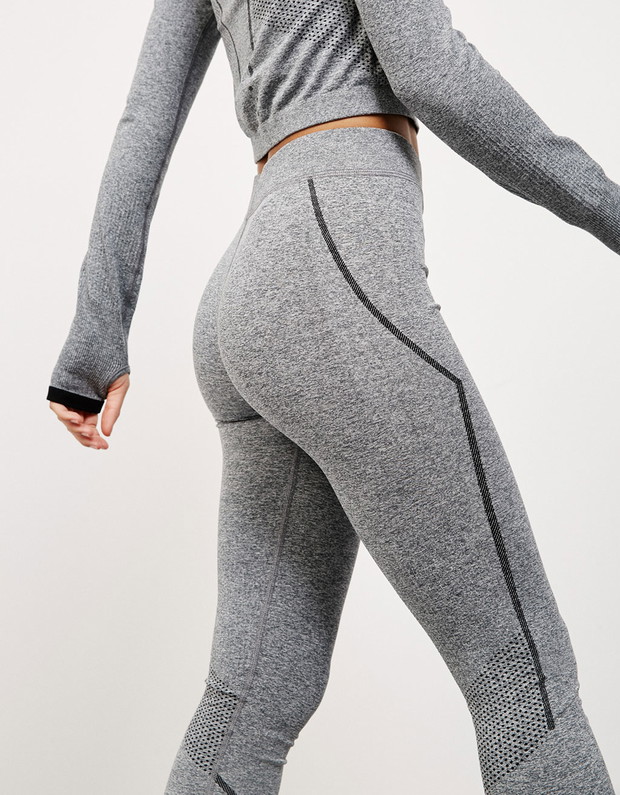 Przegląd kolekcji sportowych jesień-zima 2016/2017, bezszwowe legginsy Bershka, 79.90 zł