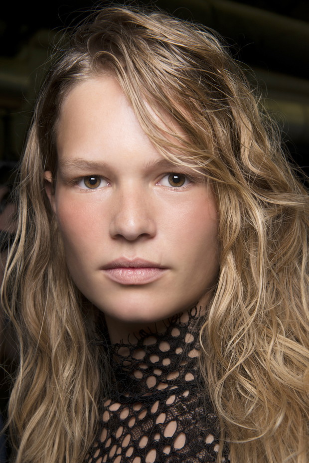 Modne fryzury - trendy 2017, pokaz Alexander Wang