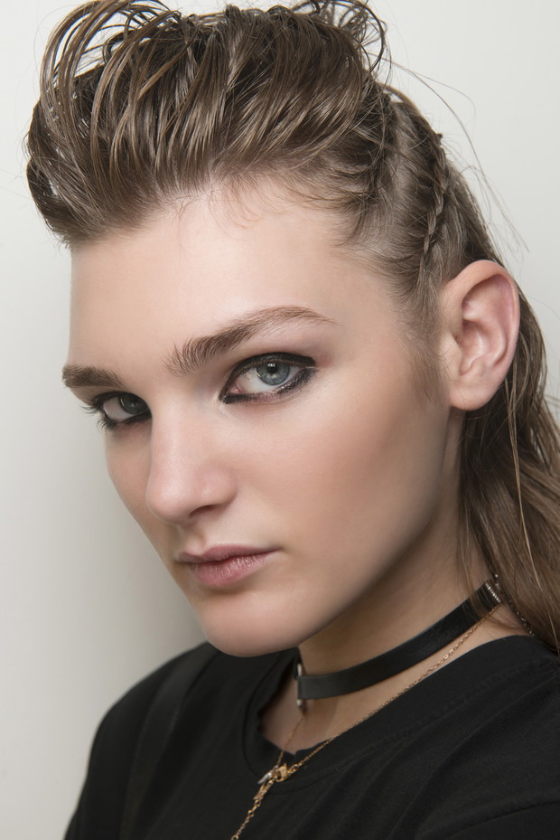 Modne fryzury - trendy 2017, pokaz Andrew GN