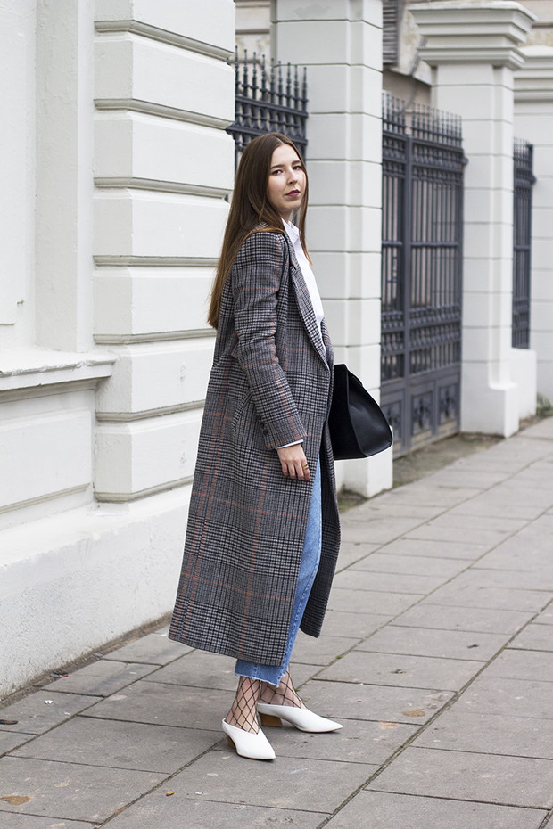 Olivia Kijo w stylizacji szykownej