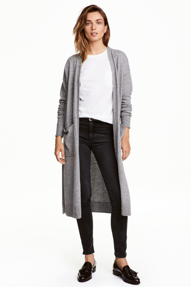 Kaszmirowy sweter do 500 złotych: H&M, 299 zł