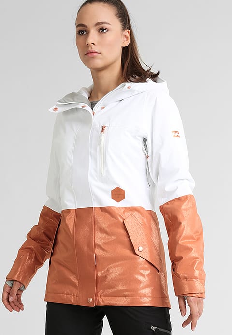 Moda narciarska: kurtki narciarskie