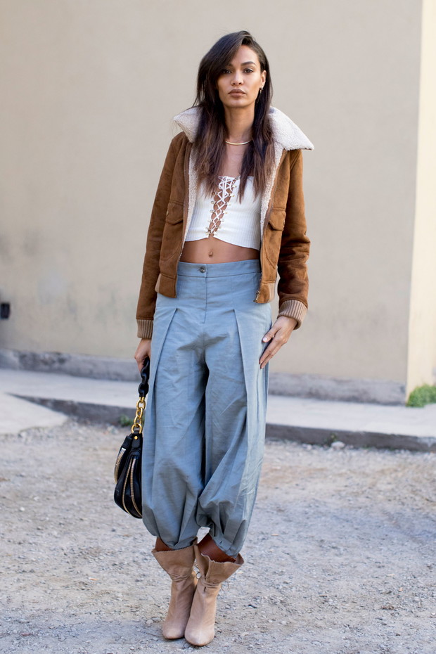 Street fashion: modelki off duty na Milan Fashion Week AW17