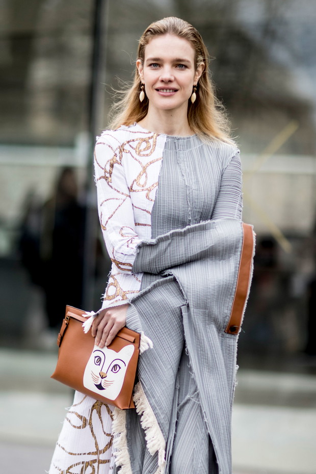 Street fashion: modelki off duty na Paris Fashion Week AW17