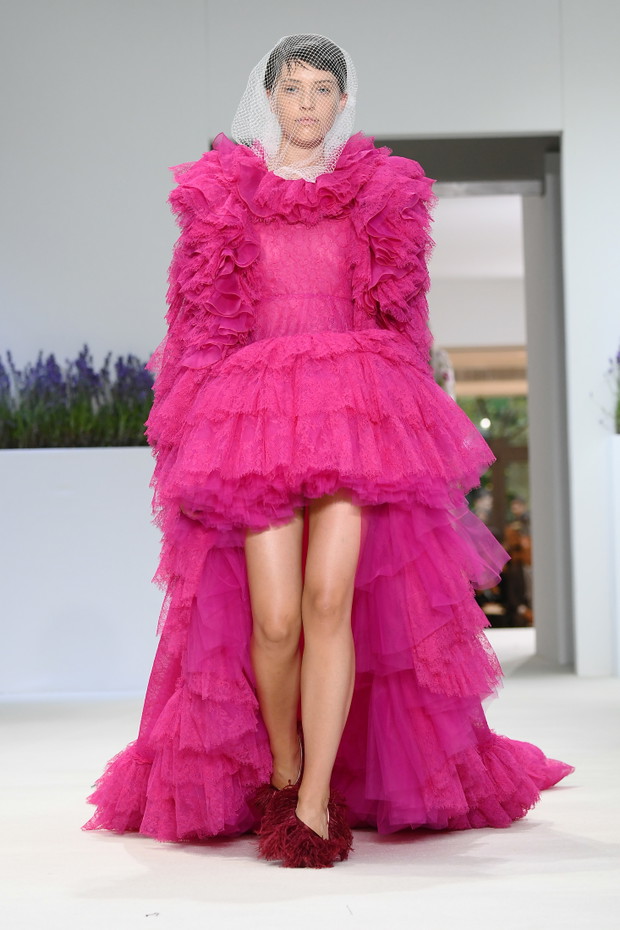 Sylwetka z kolekcji Giambattista Valli