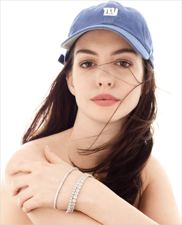 Anne Hathaway w sesji dla ELLE US!