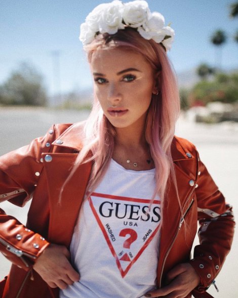 9. Kwiaty do włosów
