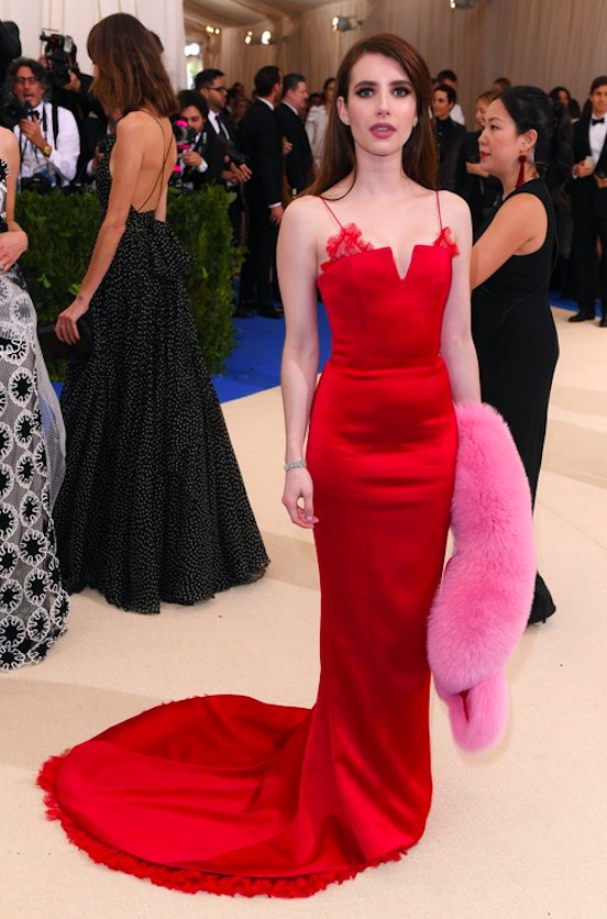 Emma Roberts - Met Gala 2017, suknia Diane von Furstenberg