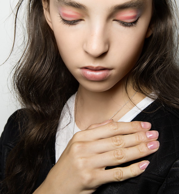 Manicure na wiosnę 2017, Dion Lee