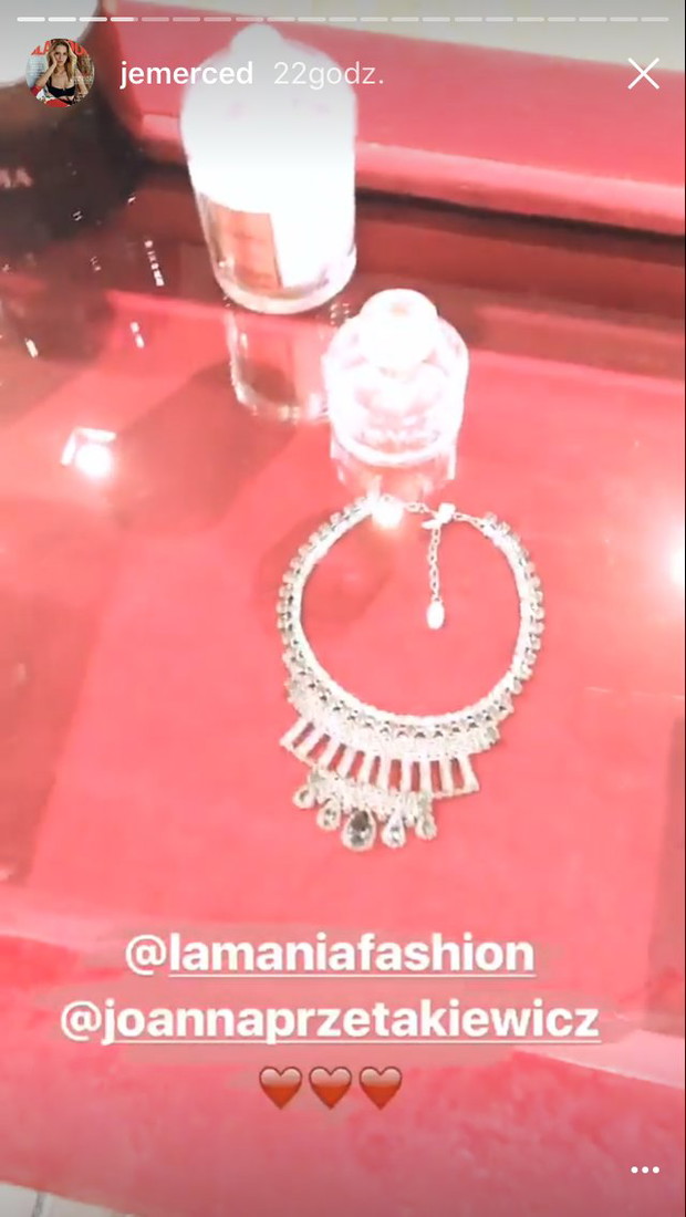 Jessica Mercedes w butiku La Mania