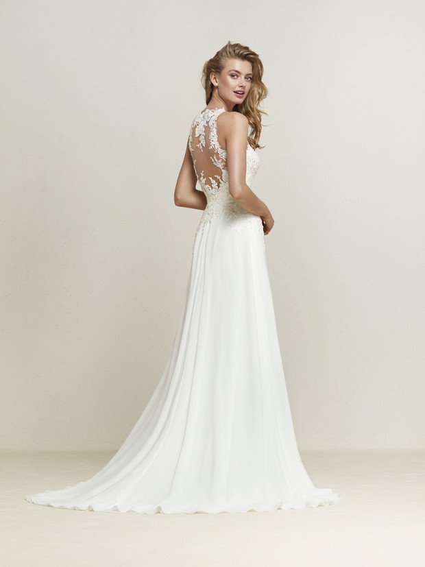 Suknia ślubna Pronovias model Dramis