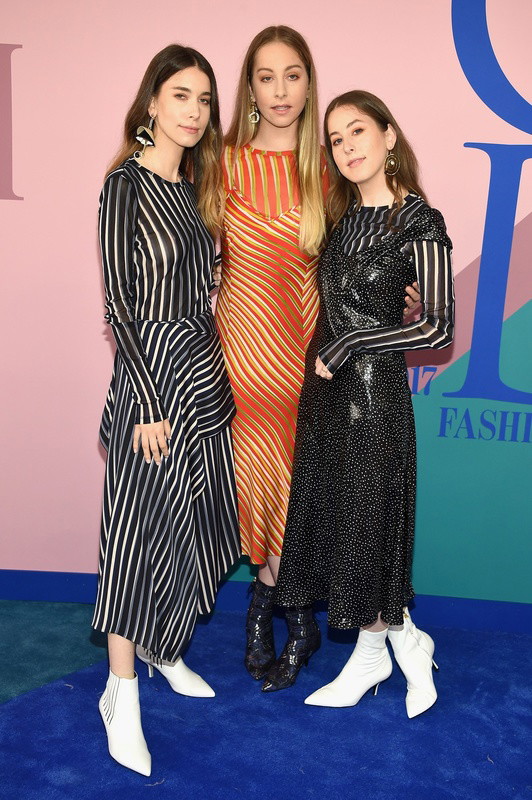 CFDA Awards 2017: Danielle Haim, Este Haim i Alana Haim (w stylizacjach Diane von Furstenberg)