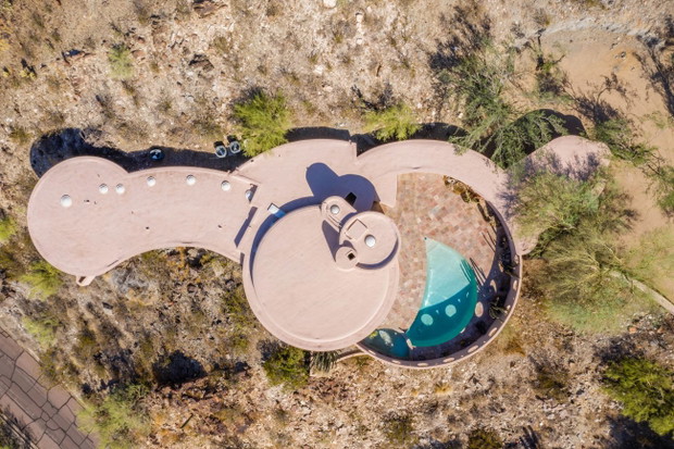 Ostatni dom zaprojektowany przez Franka Lloyda Wrighta - Circular Sun House