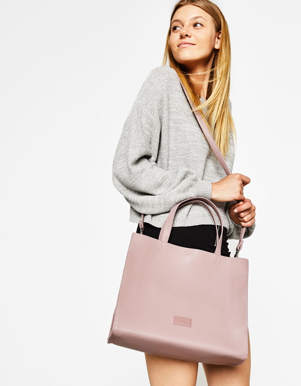 Modne torebki na jesień i zimę 2017/2018: Bershka