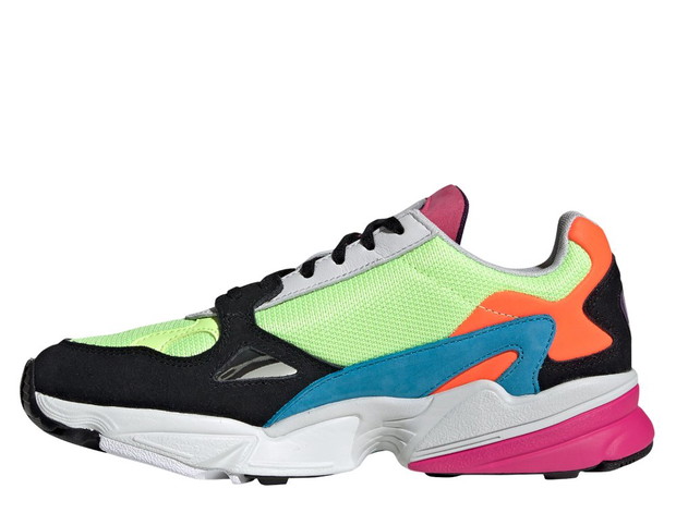 Black Friday: sneakersy
