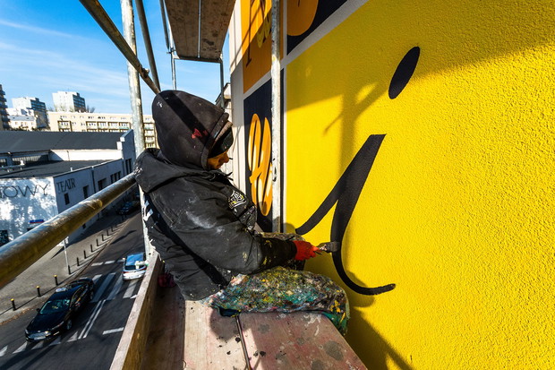 Wallphabet, nowy mural na Mokotwie, projekt Good Looking Studio