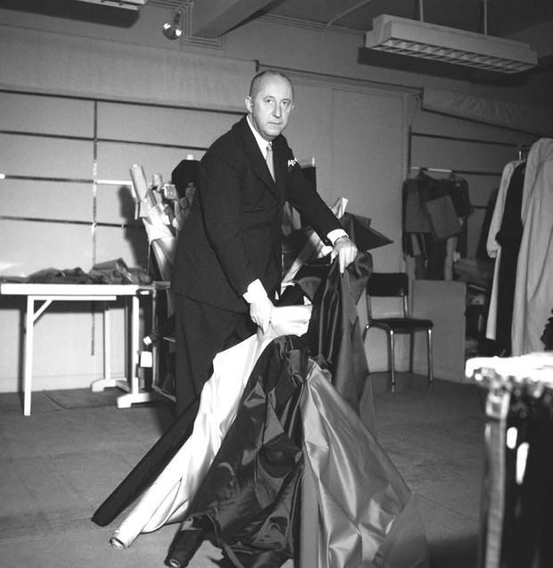 Archiwalne zdjęcia gwiazd na aukcji: Christian Dior