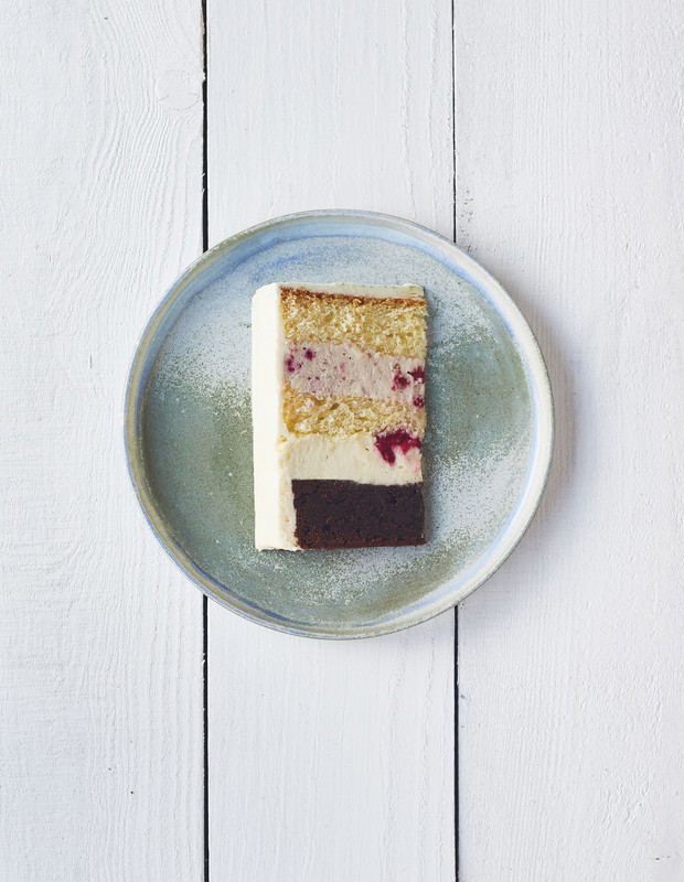 Tort brownie z malinami - przepis