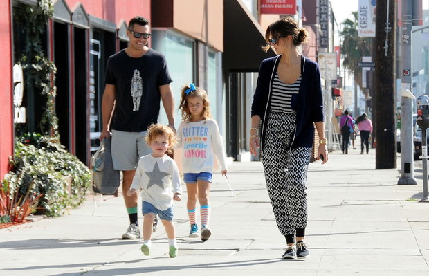 Cash Warren, Honor Marie, Haven Garner i Jessica Alba, 2014 rok
