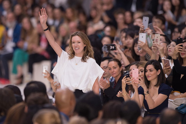 Givenchy: Clare Waight Keller odchodzi z francuskiego domu mody