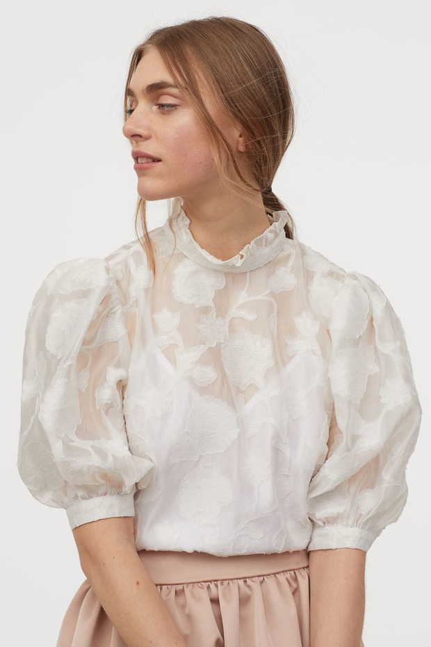 Modne bluzki 2020: w stylu Gibson Girl
