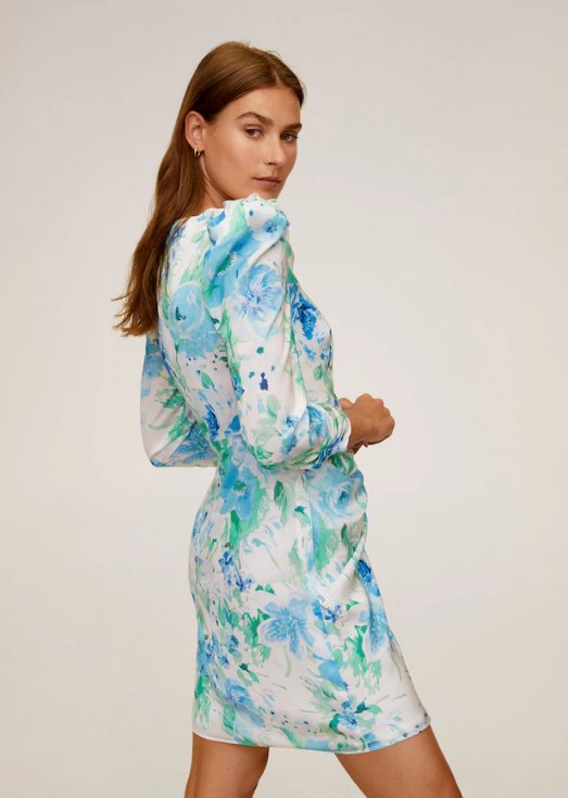 Modne sukienki na lato 2020: wyprzedaż