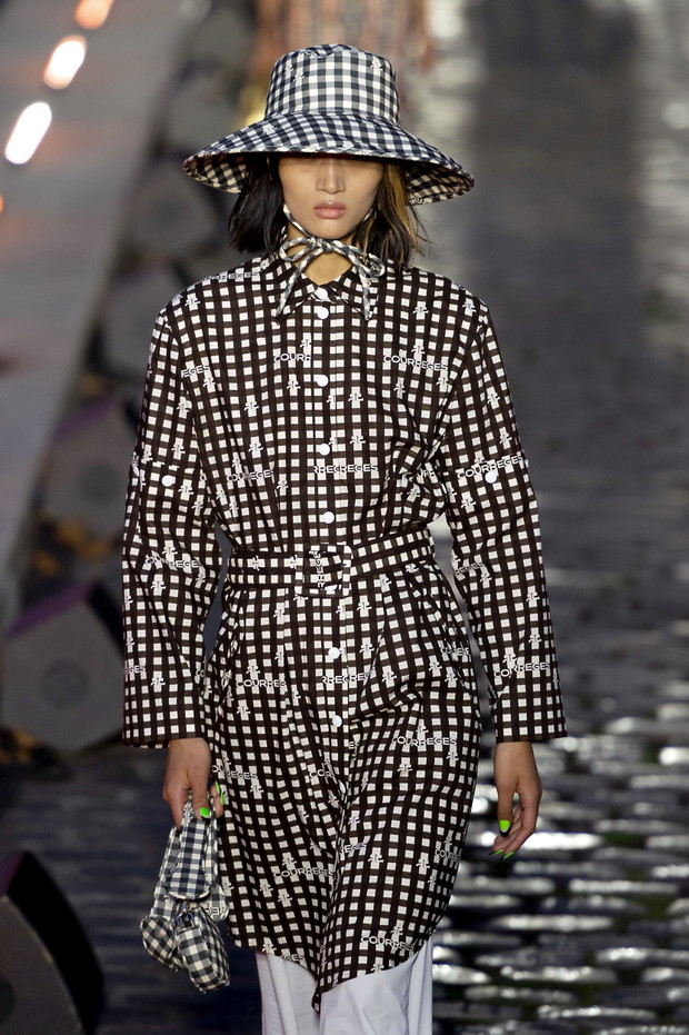 Modne wzory 2020: kratka gingham