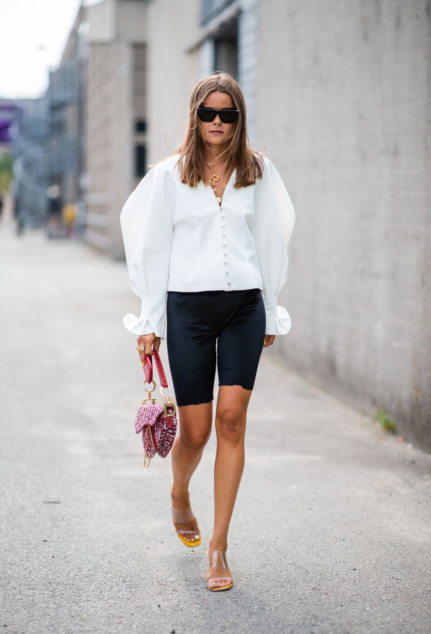 Stylizacje na rower dla minimalistek