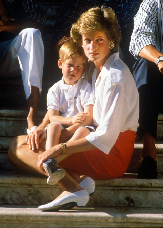Księżna Diana i książę Harry, 1988 rok.