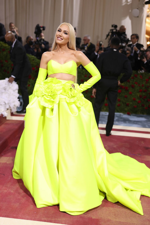 Met Gala 2022: suknie modelek i gwiazd. Sarah Jessica Parker, Hailey Bieber, Billie Eilish, Jared Leto i inni