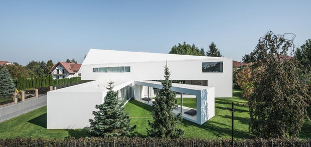 From The Garden House, KWK Promes