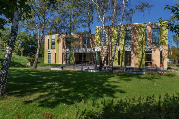 Fundacja Ronalda McDonalda wspiera rodziców dzieci, które przebywają w szpitalu. Dom Ronalda McDonalda niedługo zostanie otwarty także w Warszawie!