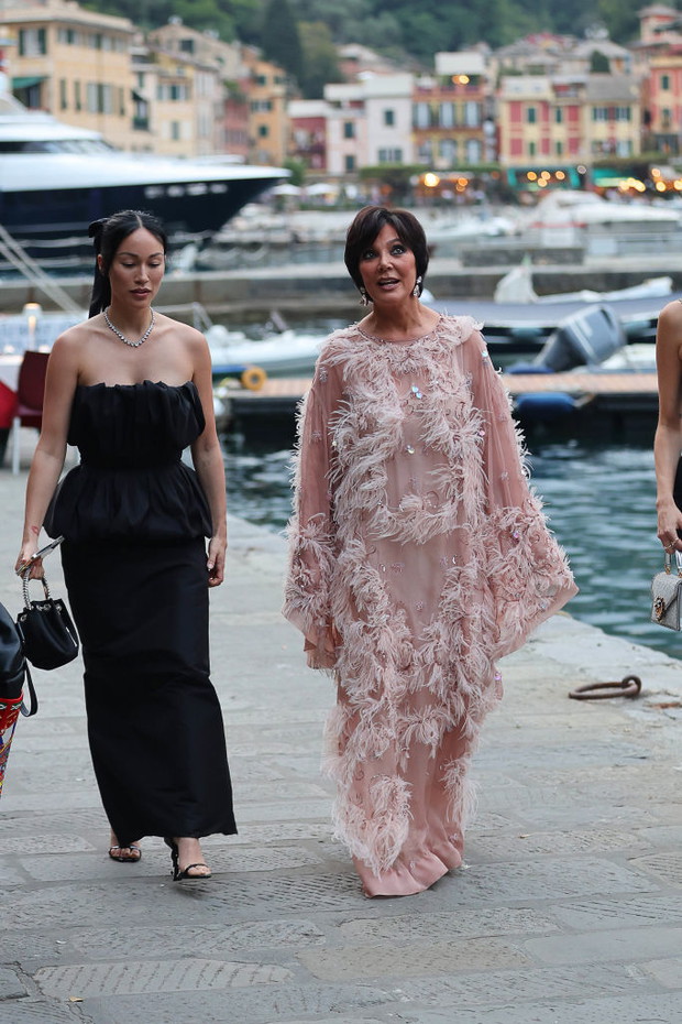 Kris Jenner na ślubie Kourtney Kardashian i Travisa Barkera w Portofino