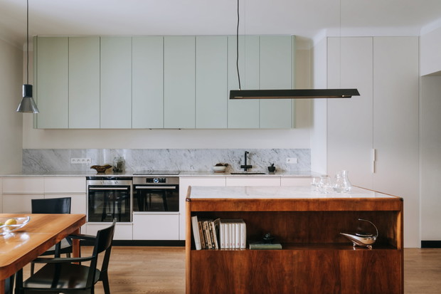 Mieszkanie w kamienicy w Śródmieściu, projekt: Aleksandra Hyz, architekt wnętrz