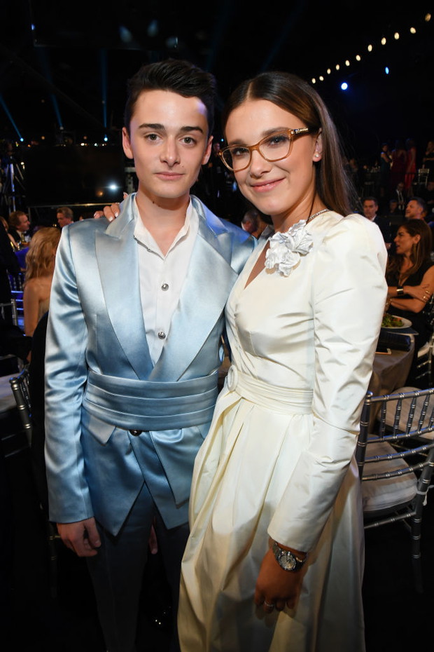 Noah Schnapp i Millie Bobby Brown