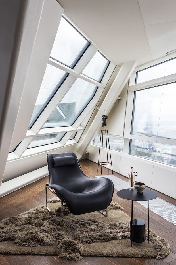 Apartament przy Złotej, projekt: mow.design studio, stylizacja Anna Salak