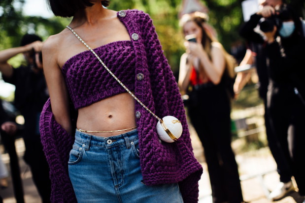 Moda uliczna: haute couture fashion week jesień-zima 2022/2023