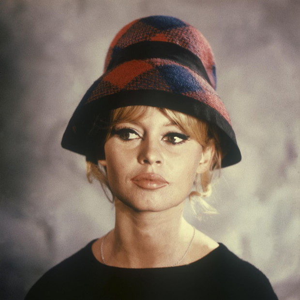 Brigitte Bardot – historia, kariera i styl ikony francuskiego kina
