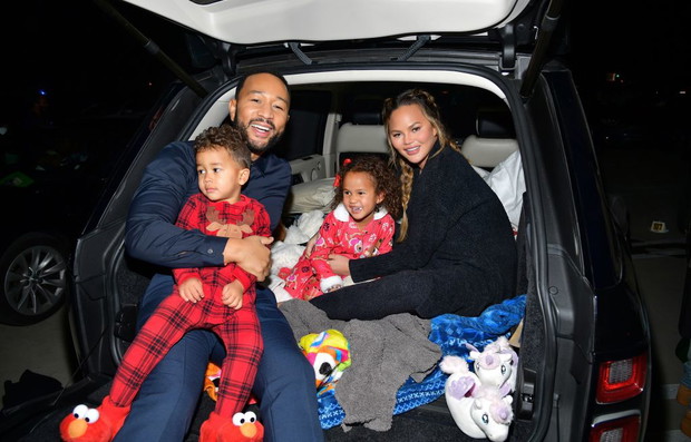 Chrissy Teigen i John Legend