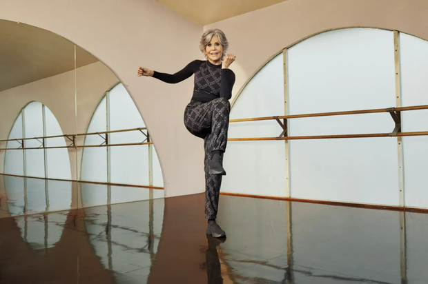 Jane Fonda twarzą nowej kolekcji H&M