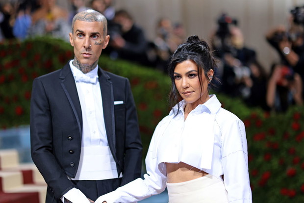 Kourtney Kardashian wprowadza kolekcję vintage do słynnej sieciówki