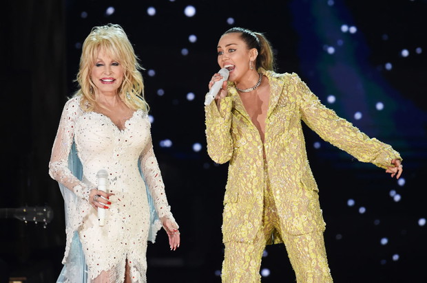 Miley Cyrus i Dolly Parton