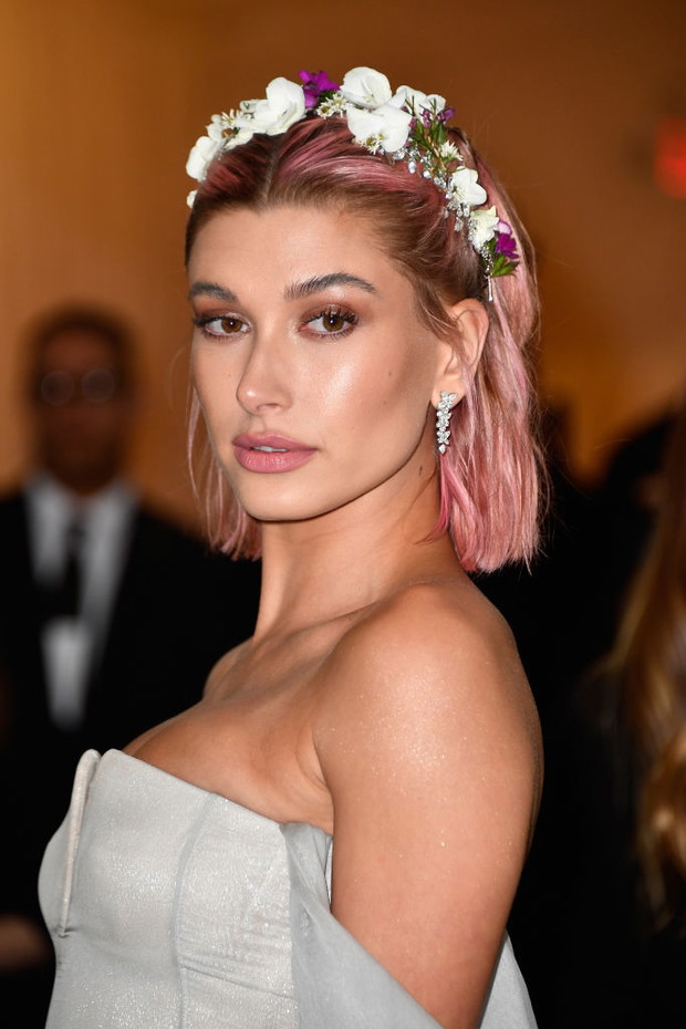 Hailey Bieber