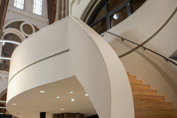 Muzeum i biblioteka w dawnym Kościele - DePetrus