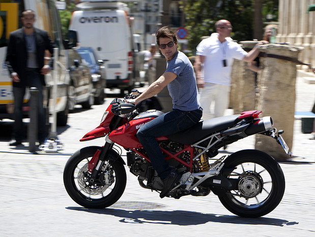 Tom Cruise