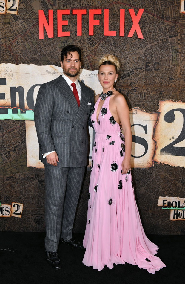 Henry Cavill i Millie Bobby Brown