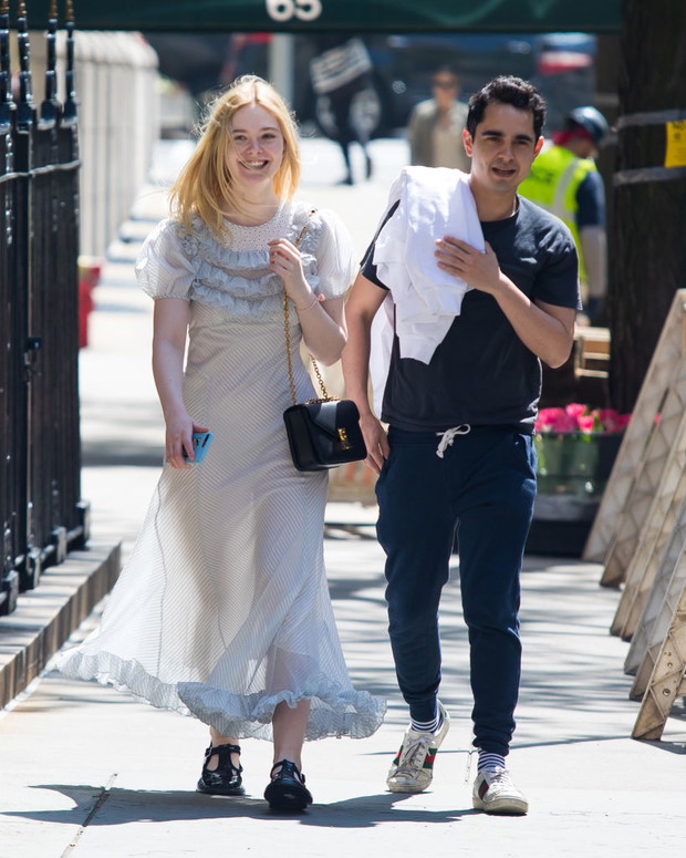 Elle Fanning i Max Minghella